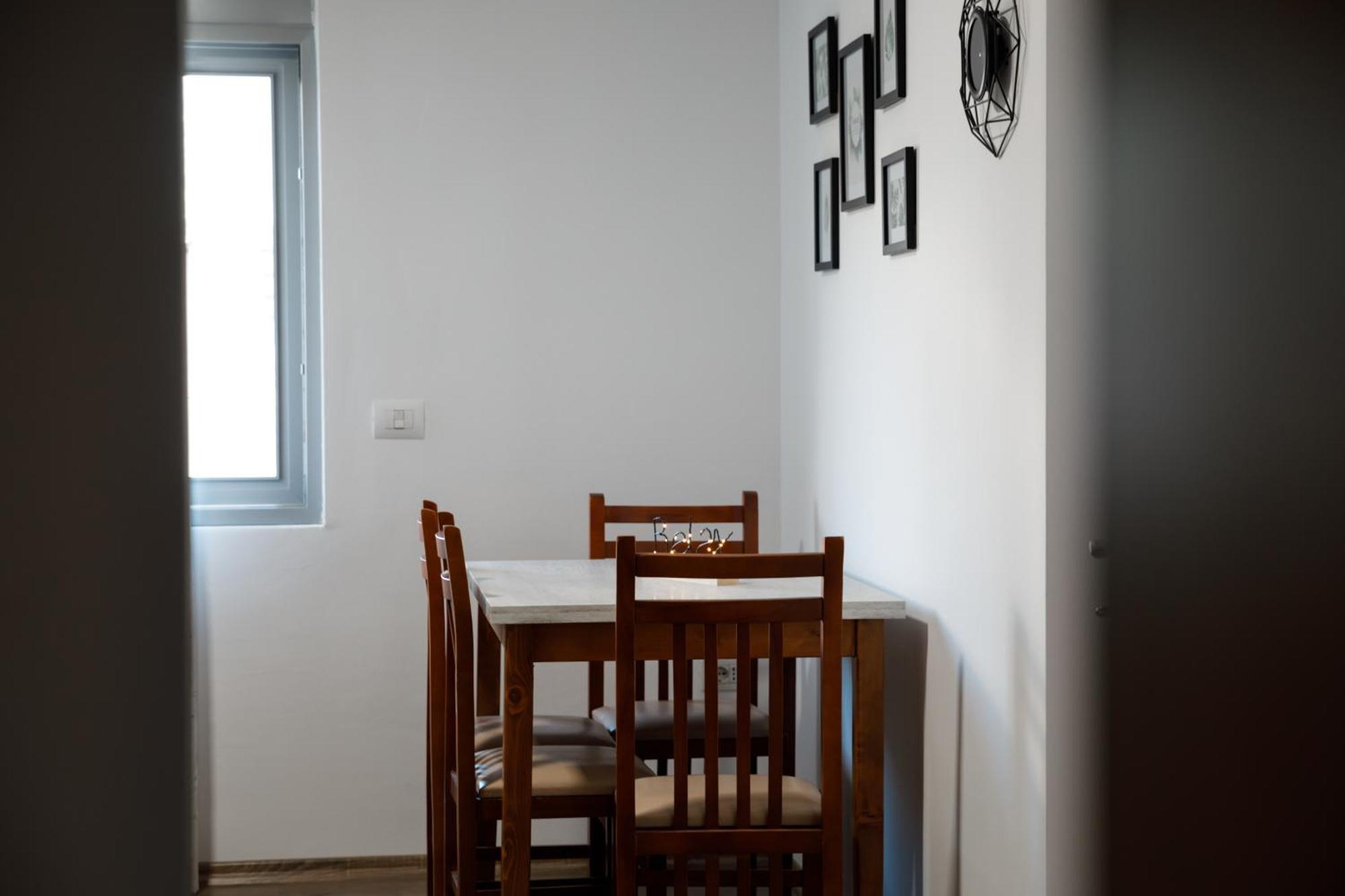 Apartment Paro's Daily Gjirokaster